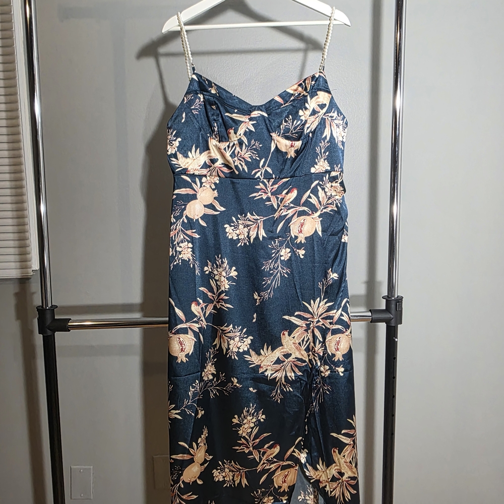 RIHOAS Navy Emerald Floral & Pearl Dress
